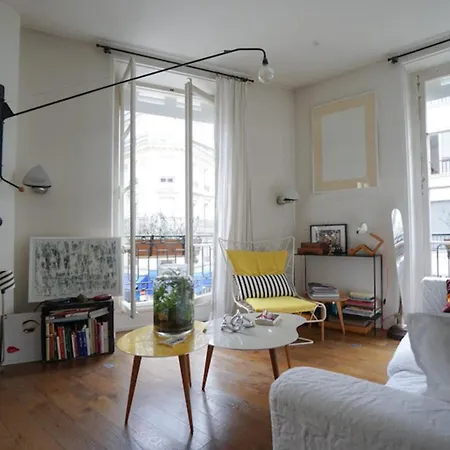 Beautiful And Design Apt In Opera Apartment